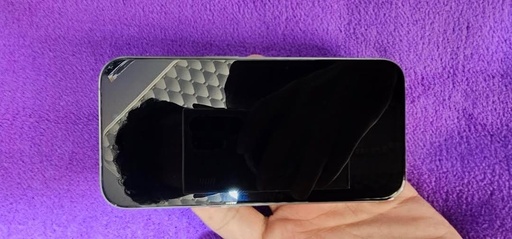 iPhone 15 Pro 128GB – Titane naturel – Batterie à 86 %